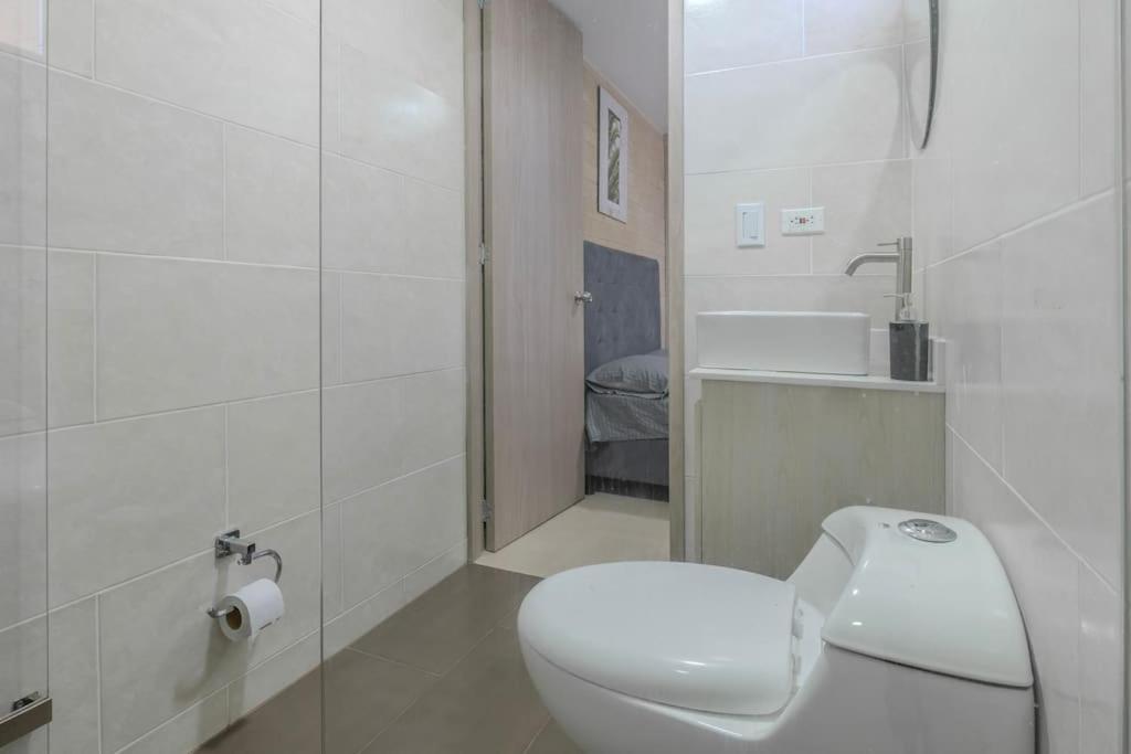 Apartamento 2br Parqueadero Y Piscina 502
